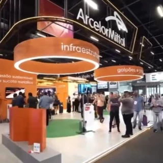Stands e Cenografias de Alto Padrão 